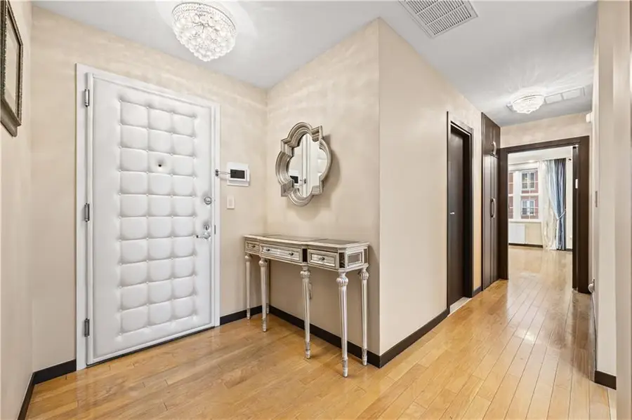 45 Oceana Drive East #4B, Brooklyn, NY 11235 - Image #3