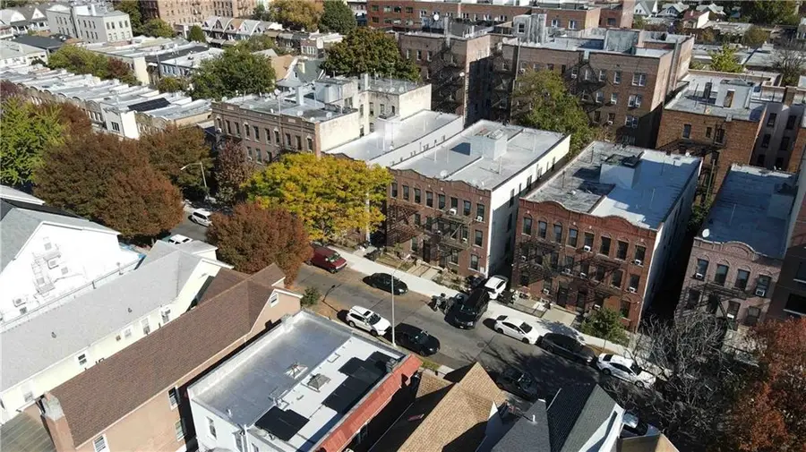 765 East 9th Street, Brooklyn, NY 11230 - Image #3