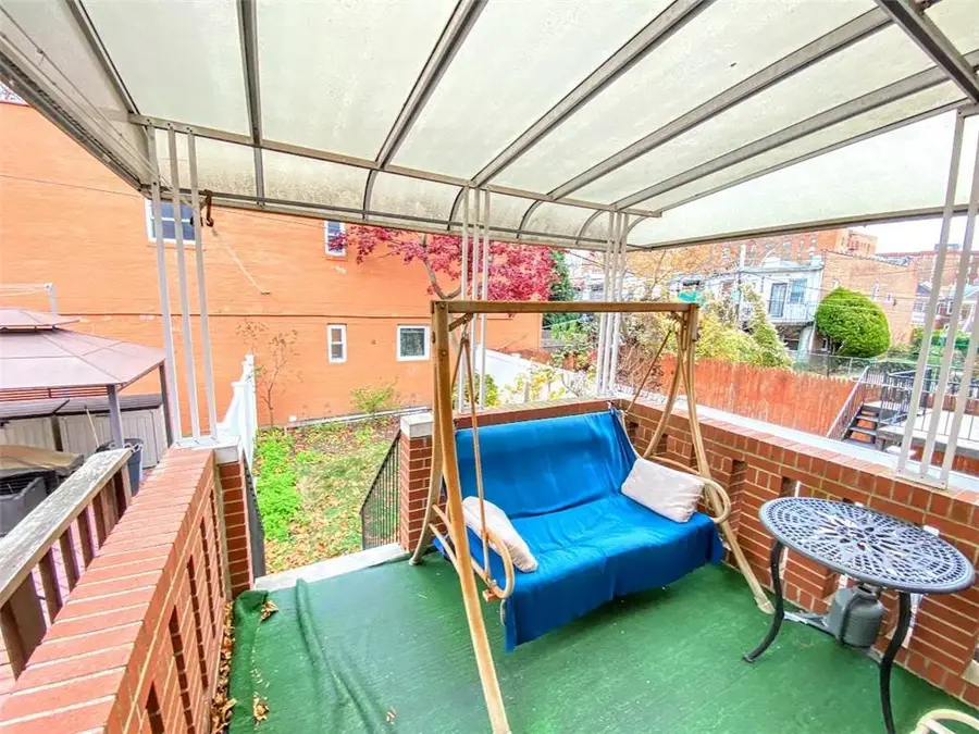 2705 Avenue Y, Brooklyn, NY 11235 - Image #3