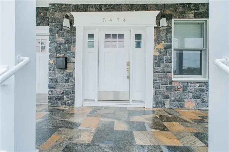 5434 Amboy Road, Staten Island, NY 10312 - #2