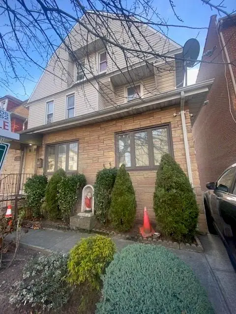 8749 17th Avenue, Brooklyn, NY 11214