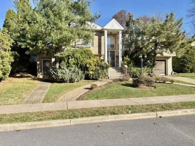 19 Woodlawn Avenue, Staten Island, NY 10305 - #1