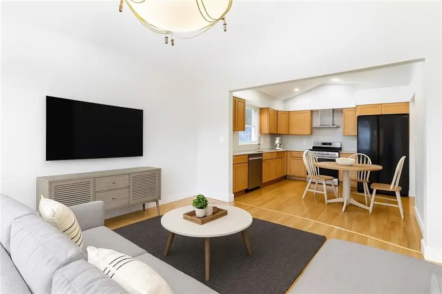 20 Helene Court, Staten Island, NY 10309 - #2