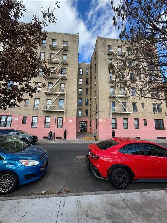 313 Brightwater Court #2H, Brooklyn, NY 11235 - Image #1