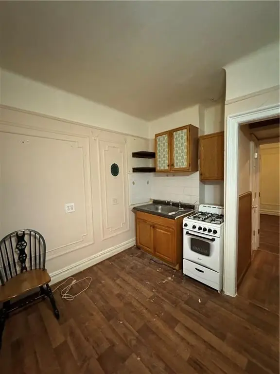 313 Brightwater Court #2H, Brooklyn, NY 11235 - Image #3
