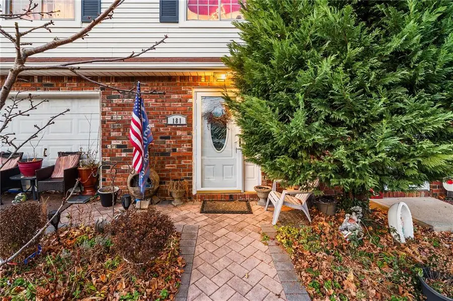 181 Mosely Avenue, Staten Island, NY 10312 - #3