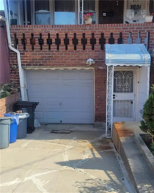 557 East 51st Street, Brooklyn, NY 11203 - #2