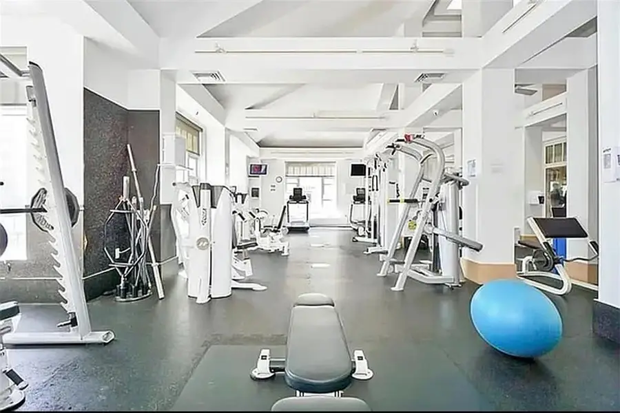 40 Oceana Drive West #2B, Brooklyn, NY 11235 - #3