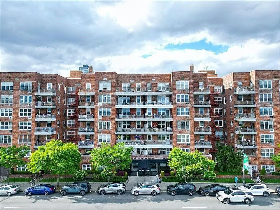1625 Emmons Avenue #2Y, Brooklyn, NY 11235 - Image #1