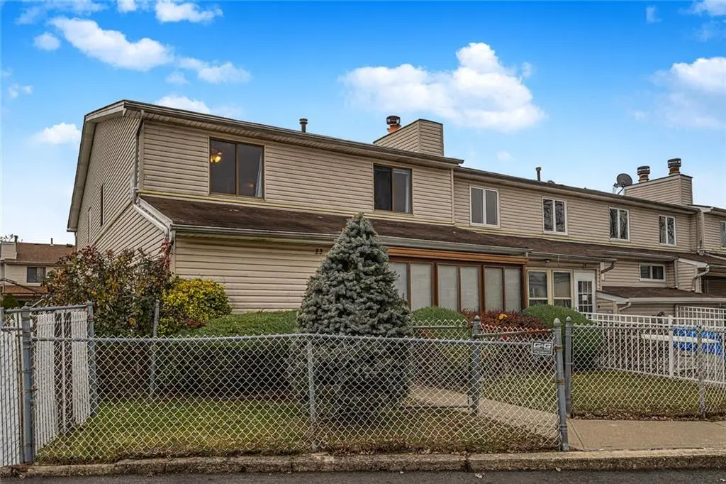 22 Regis Drive #75, Staten Island, NY 10314 - Image #1