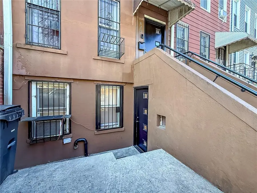 124 Hall Street, Brooklyn, NY 11205 - #3