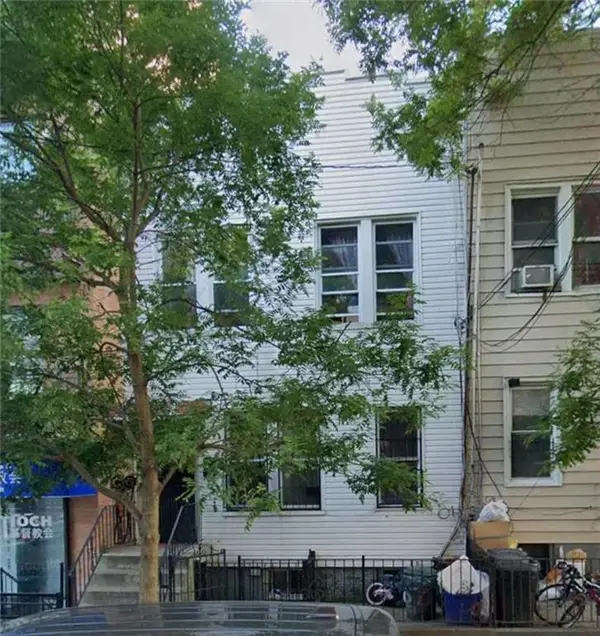 938 40th Street, Brooklyn, NY 11219