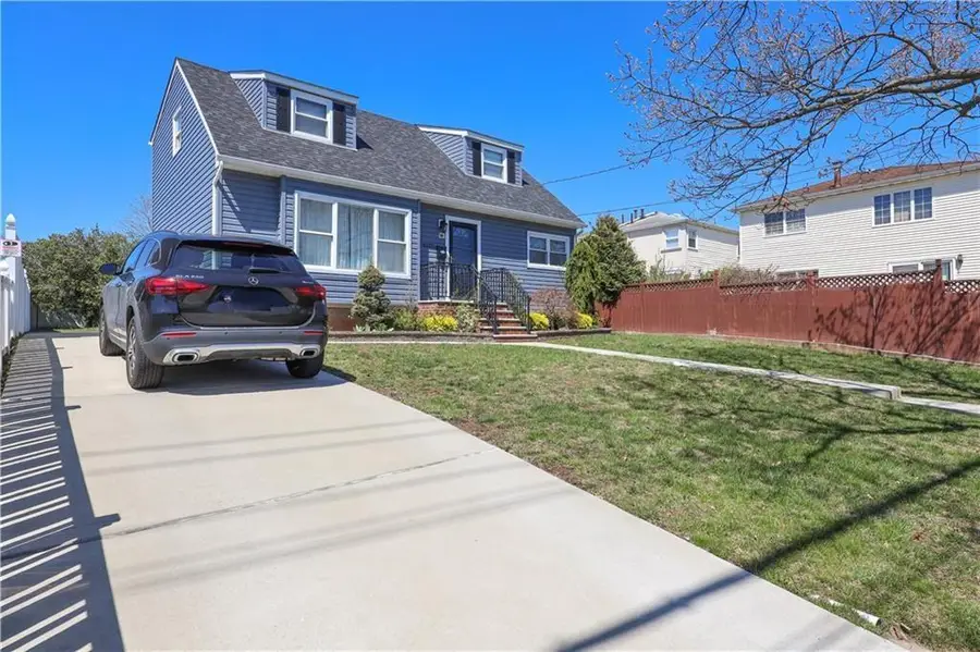 4325 Hylan Boulevard, Staten Island, NY 10312 - Image #3