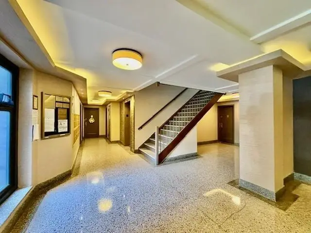 9255 Shore Road #6C, Brooklyn, NY 11209 - Image #2
