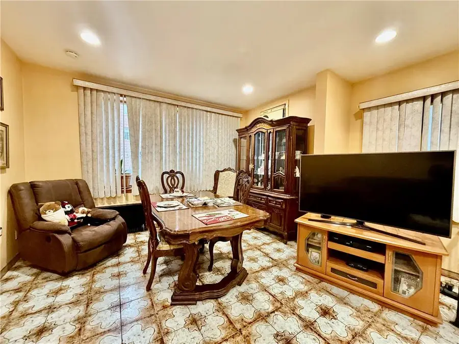 2050 58th Street, Brooklyn, NY 11204 - Image #3