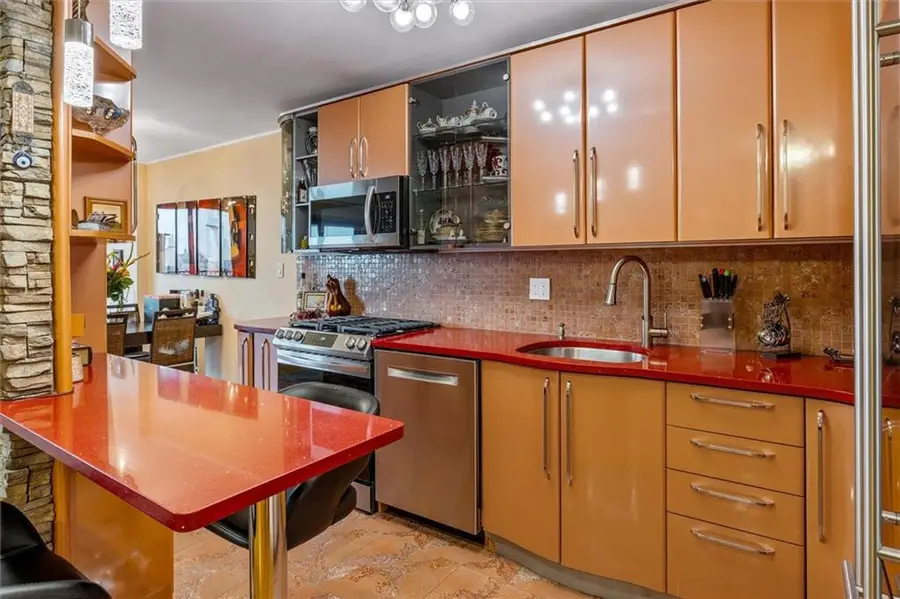 501 Surf Avenue #7L, Brooklyn, NY 11122 - Image #2