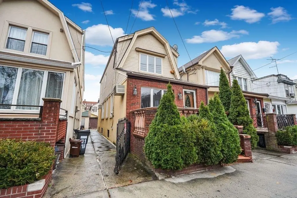 2133 East 18th Street, Brooklyn, NY 11229 - Image #1