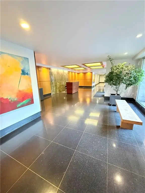 9511 Shore Road #617, Brooklyn, NY 11209