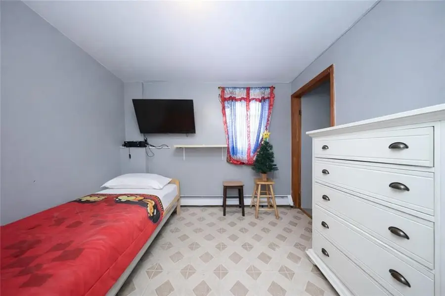 132 Saint Marys Avenue, Staten Island, NY 10305 - #2