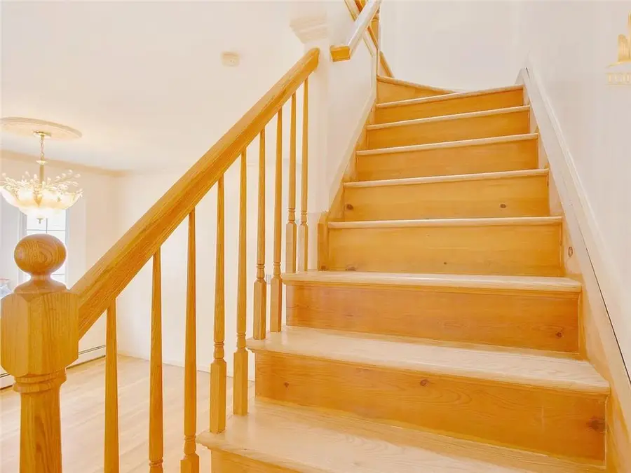 431 Patterson Avenue, Staten Island, NY 10305 - Image #3