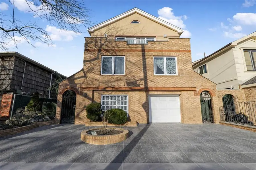 215 Arkansas Drive, Brooklyn, NY 11234 - Image #3