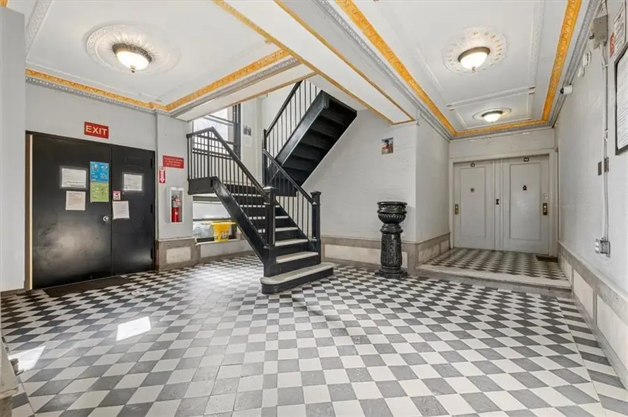 109-18 Lefferts Boulevard #D2, South Ozone Park, NY 11420 - Image #3