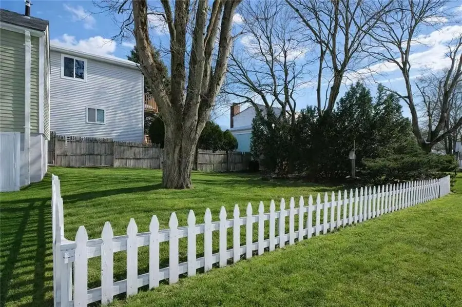 132 Dewey Avenue, Staten Island, NY 10308 - Image #3