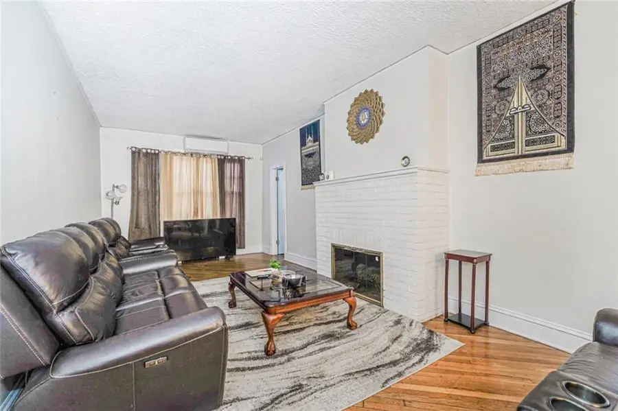 119 Watchogue Road, Staten Island, NY 10314 - Image #3