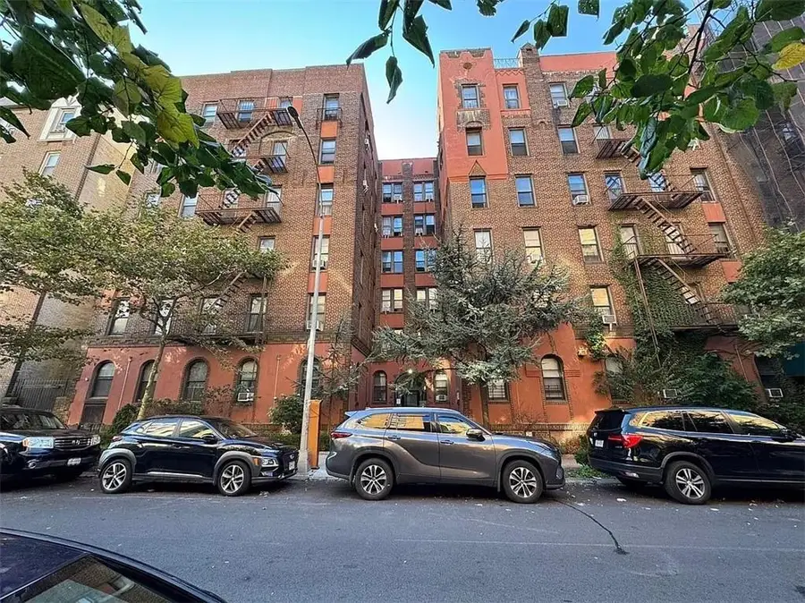 3100 Brighton 3rd Street #6J, Brooklyn, NY 11235 - Image #2