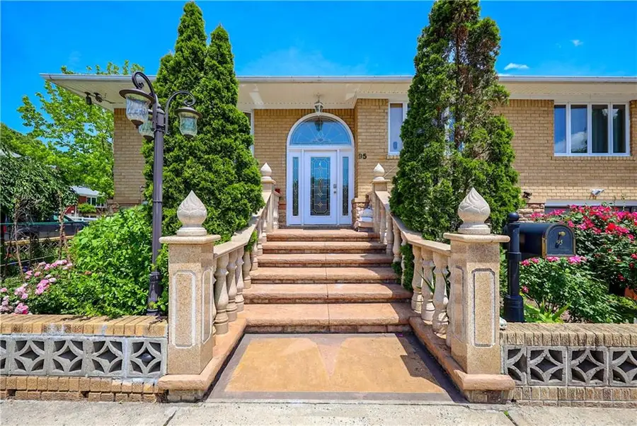 95 Woodlawn Avenue, Staten Island, NY 10305 - #2