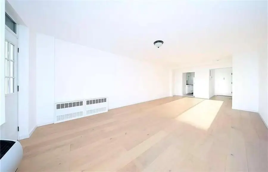 2121 Shore Parkway #5C, Brooklyn, NY 11214 - Image #2