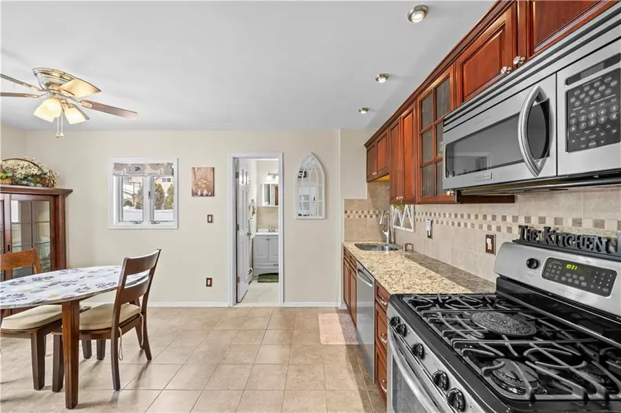 33 Delaware Avenue, Staten Island, NY 10304 - #3