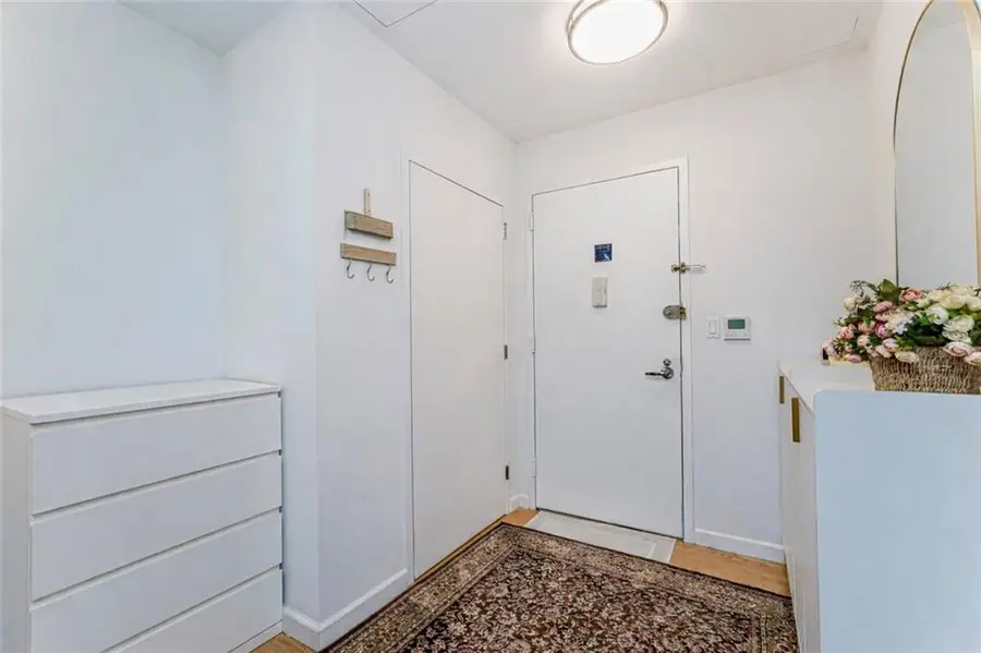 50 Oceanna Drive West #8D, Brooklyn, NY 11235 - #3
