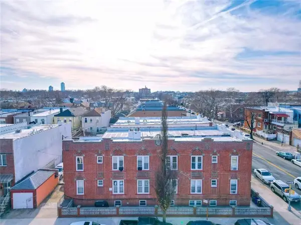 7005 19th Avenue, Brooklyn, NY 11204