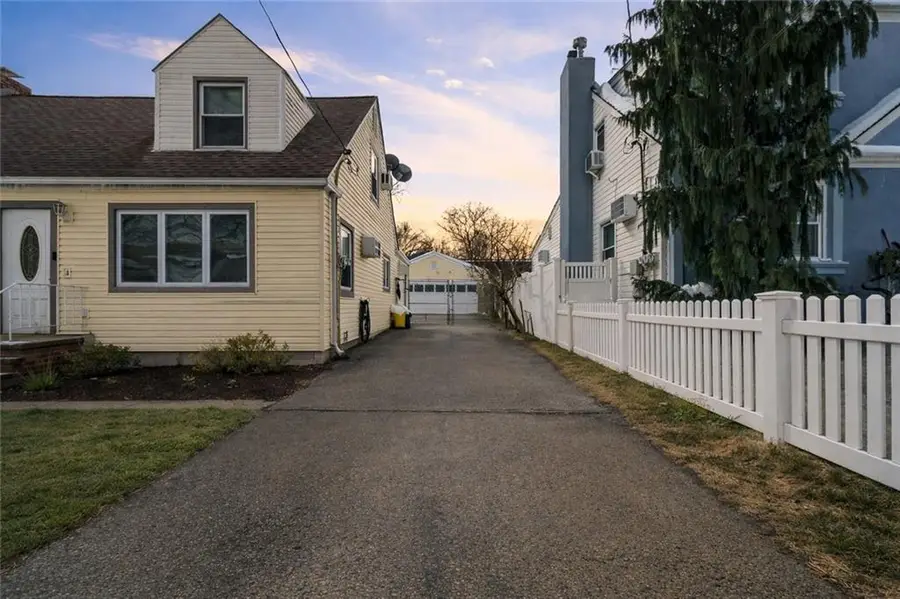 96 Sterling Avenue, Staten Island, NY 10306 - #2