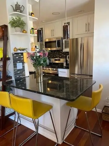 367 S Avenue #4F, Brooklyn, NY 11223