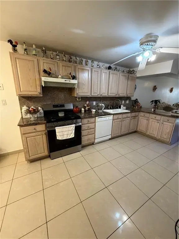 15620 76th Street, Howard Beach, NY 11414 - #3