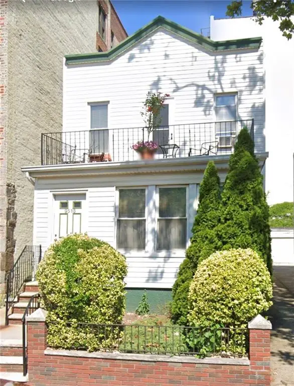 9518 Fort Hamilton Parkway, Brooklyn, NY 11209