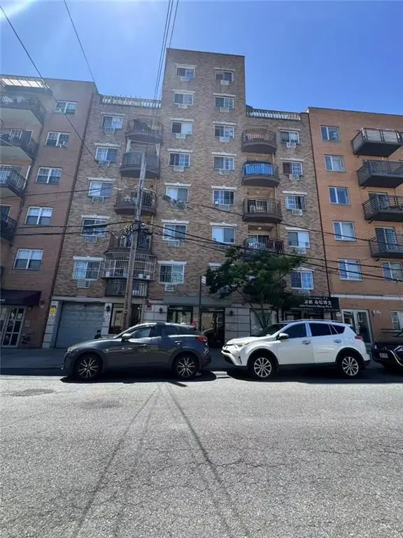43-18 Robinson Street #7D, Flushing, NY 11355