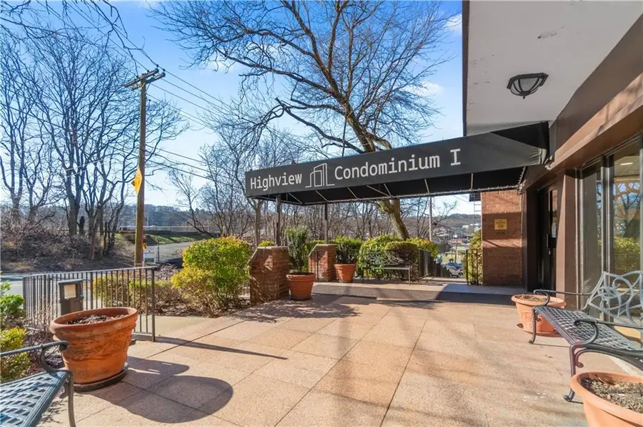 830 Howard Avenue #3A, Staten Island, NY 10301 - #2