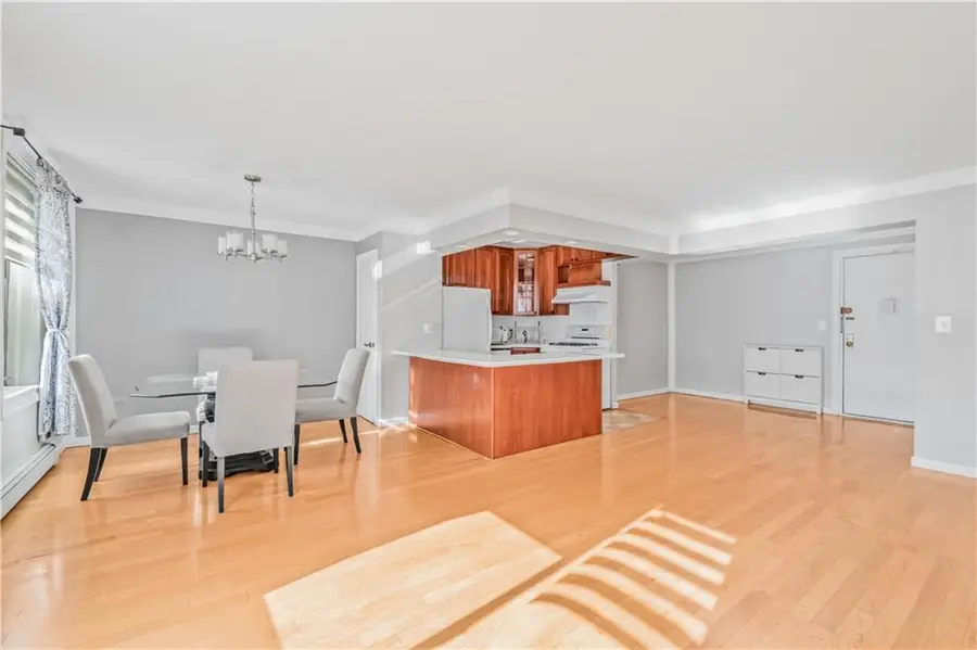 830 Howard Avenue #3A, Staten Island, NY 10301 - #3