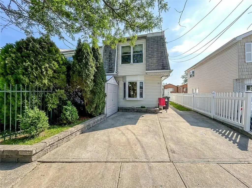 32 Mccormick Place, Staten Island, NY 10305 - #1