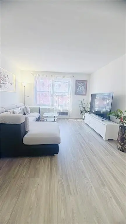 880 68th Street #5A, Brooklyn, NY 11220 - #2