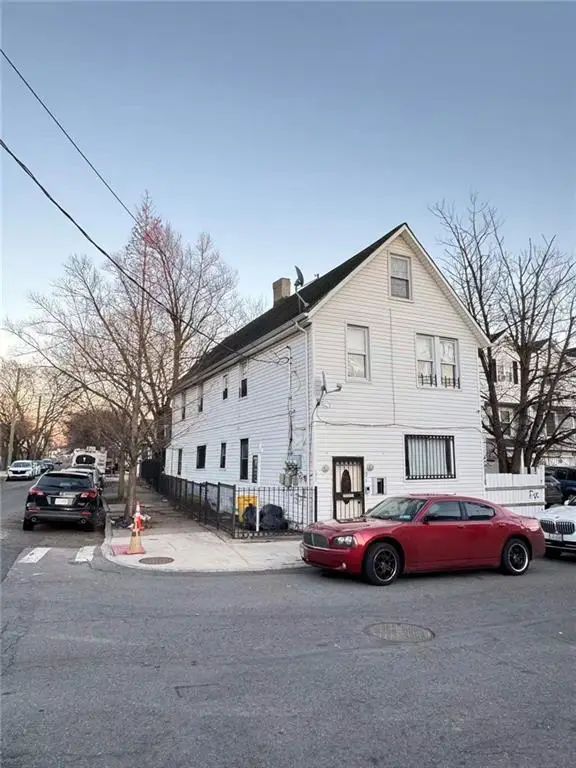 157 Harbor Road, Staten  Island, NY 10303