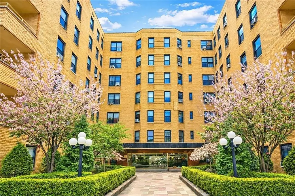 2 West End Avenue #5P, Brooklyn, NY 11235 - #1