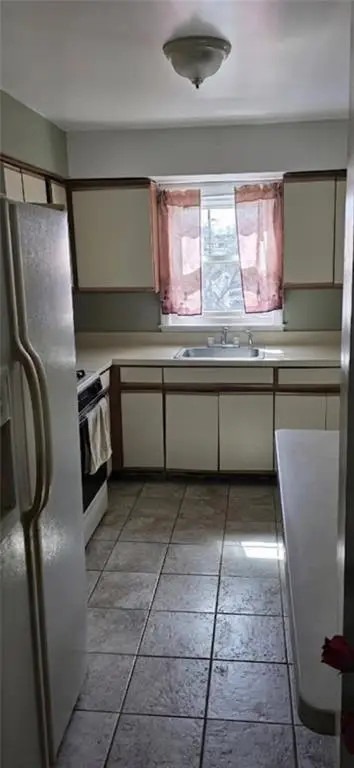 7211 Burchell Avenue, Arverne, NY 11692 - #2