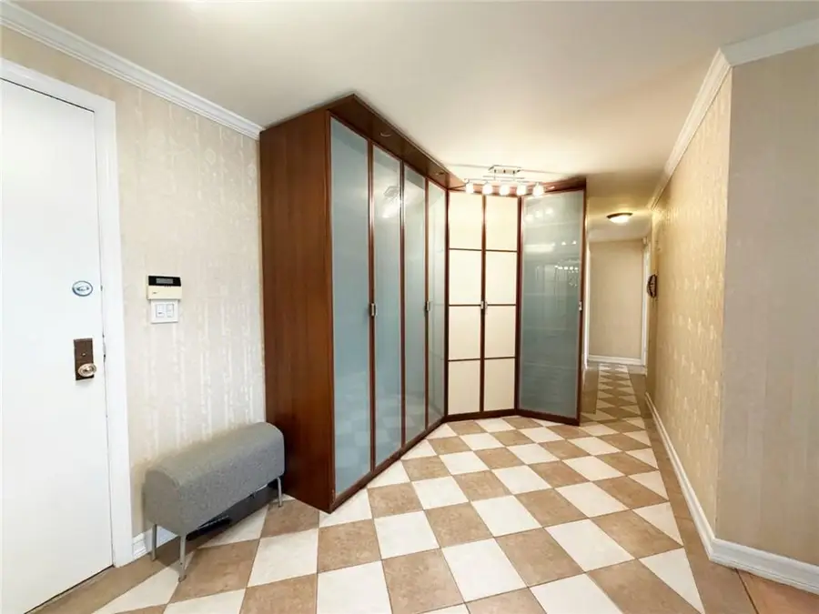 35 Seacoast Terrace #2V, Brooklyn, NY 11235 - #2