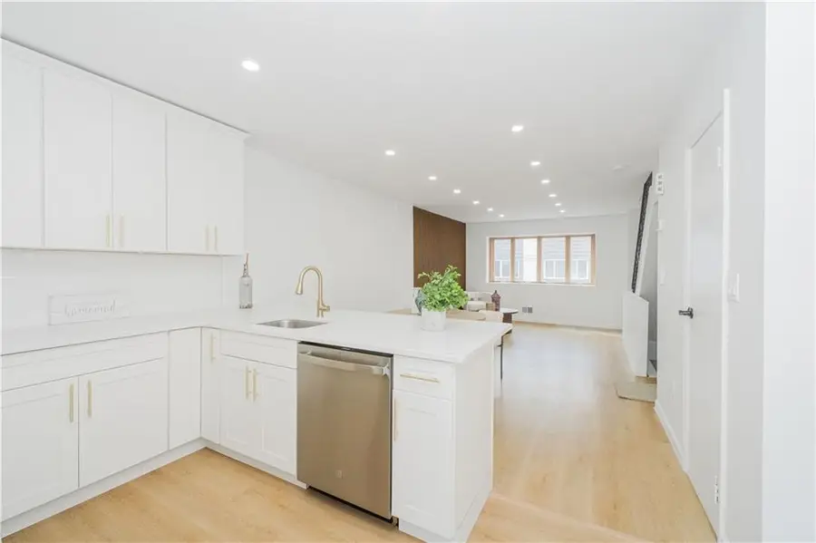 63 Avon Lane, Staten Island, NY 10314 - #3