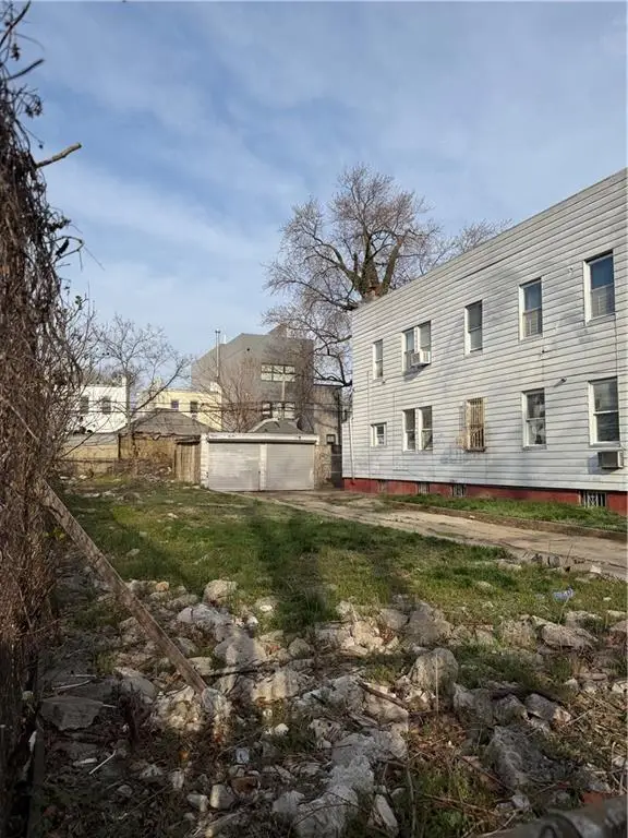 200 East 39th Street, Brooklyn, NY 11203 - #2