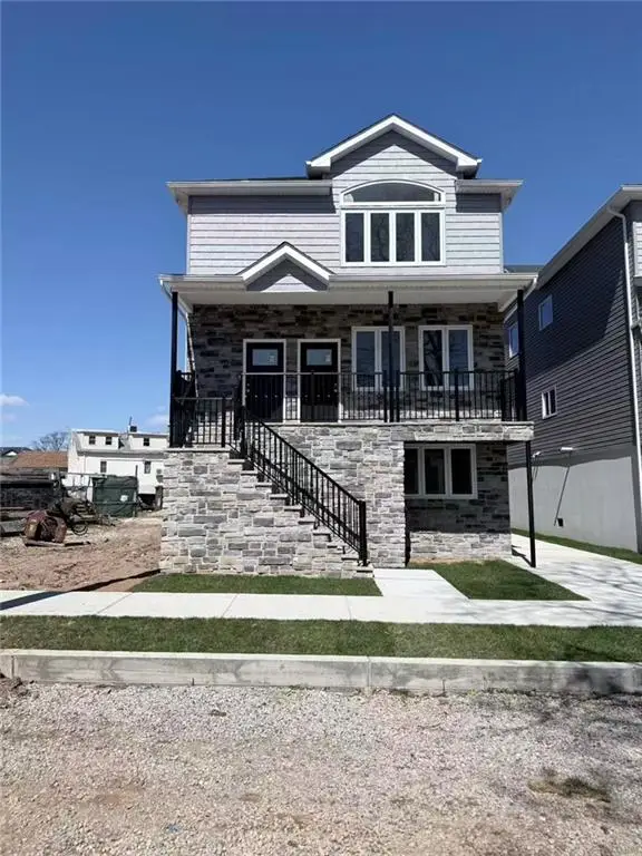 27 Lava Street, Staten  Island, NY 10305